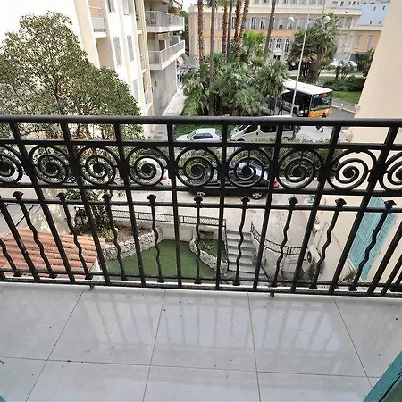 Szálloda Carlone Nizza