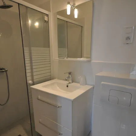 Carlone Szálloda 2*
