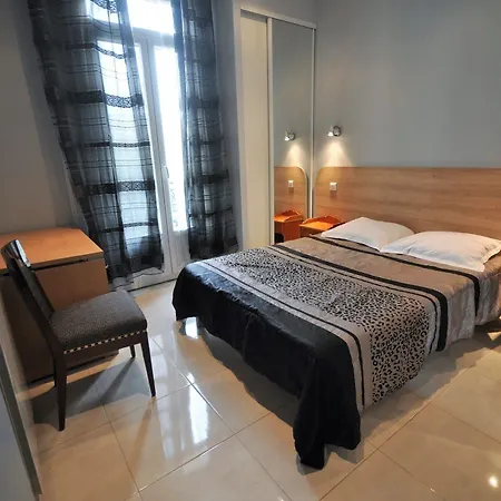 Carlone 2* Nizza